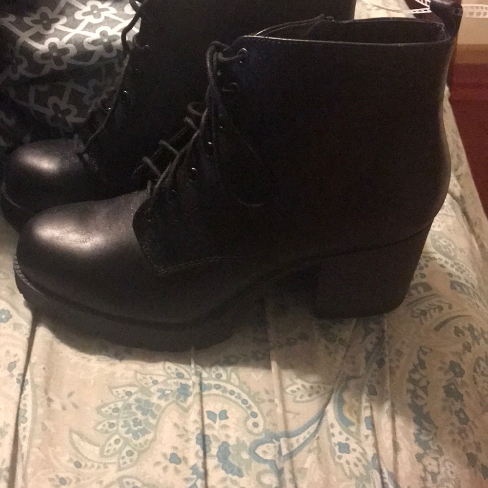Black boots